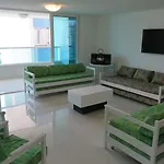 Apartamento En El Edificio Las Tres Carabelas