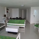 Apartamento En El Edificio Las Tres Carabelas