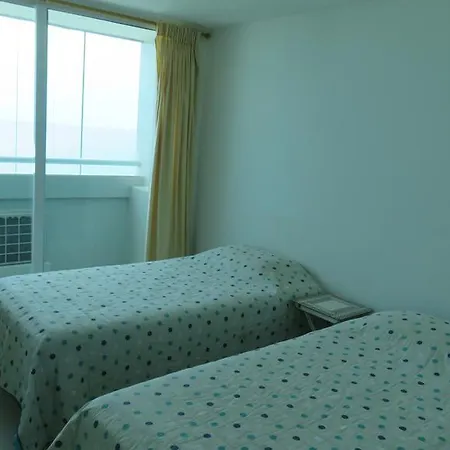 Apartamento En El Edificio Las Tres Carabelas Apartamento *